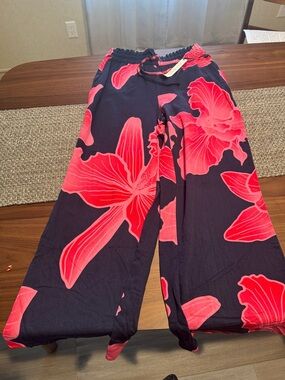 Ambernoon II Uv pants NWT